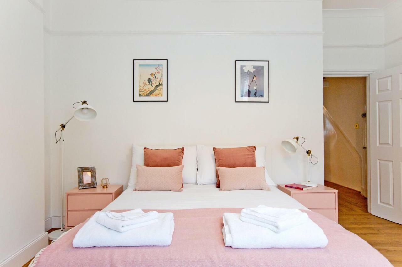 Ferienwohnung Highbury Fieldway London Exterior foto
